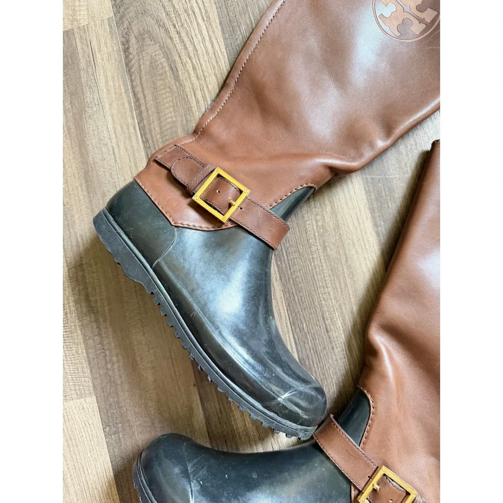 Tory Burch Rain Boots Womens Brown Black Good Tall Leather Rubber Logo Buckle